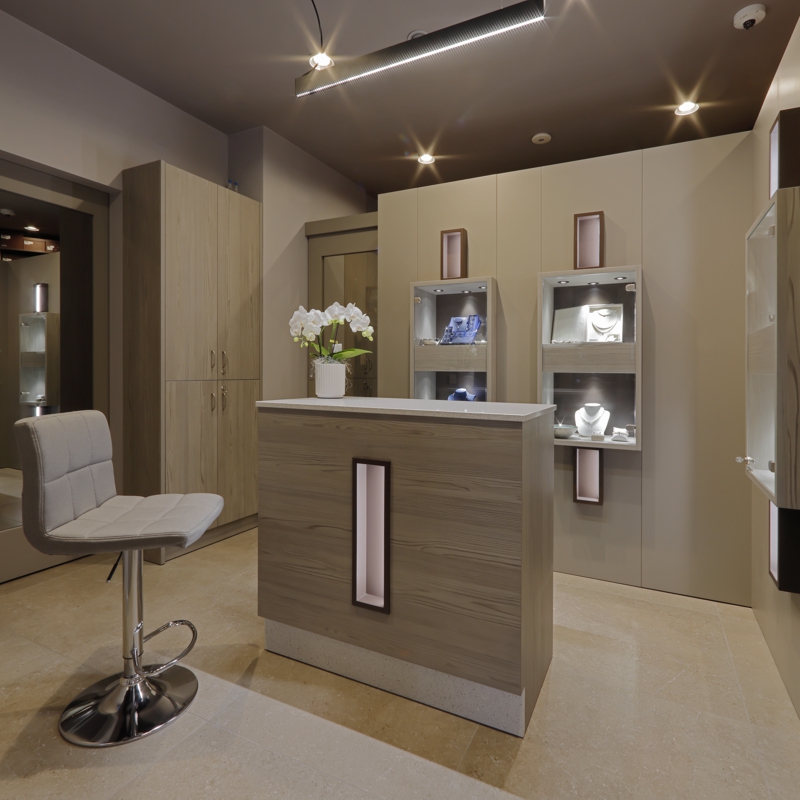Progettazione e arredo Gioiellerie Progettazione e arredo Gioiellerie
