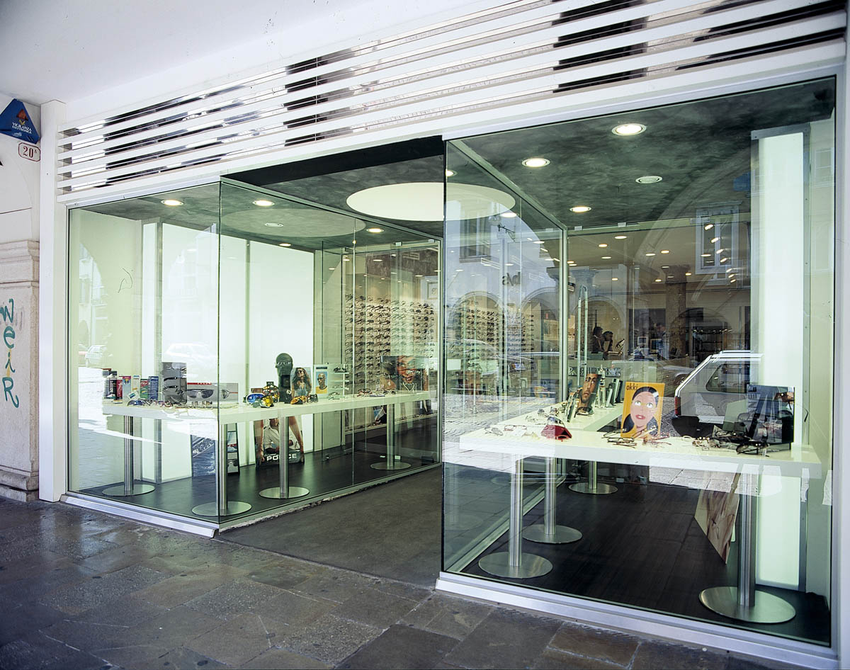 arredamento ottica Udine